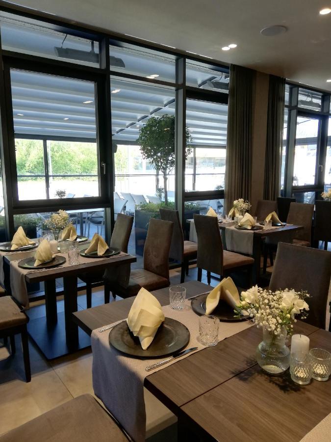 Hotel Eislinger Tor Айзлинген Экстерьер фото